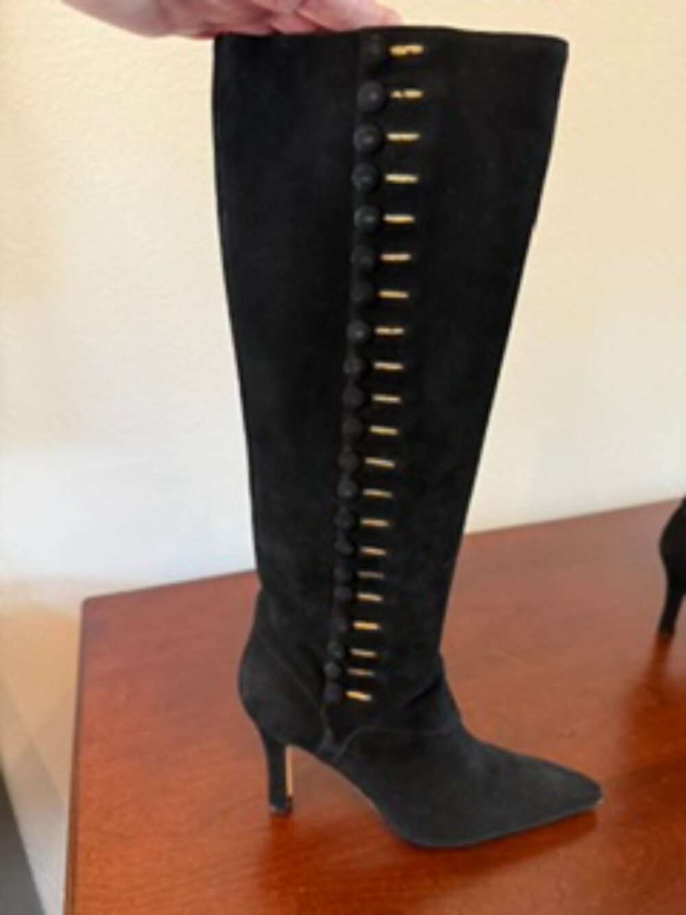 Manolo Blahnik Black Suede Knee High Boots Size 6.5 Excellent Condition